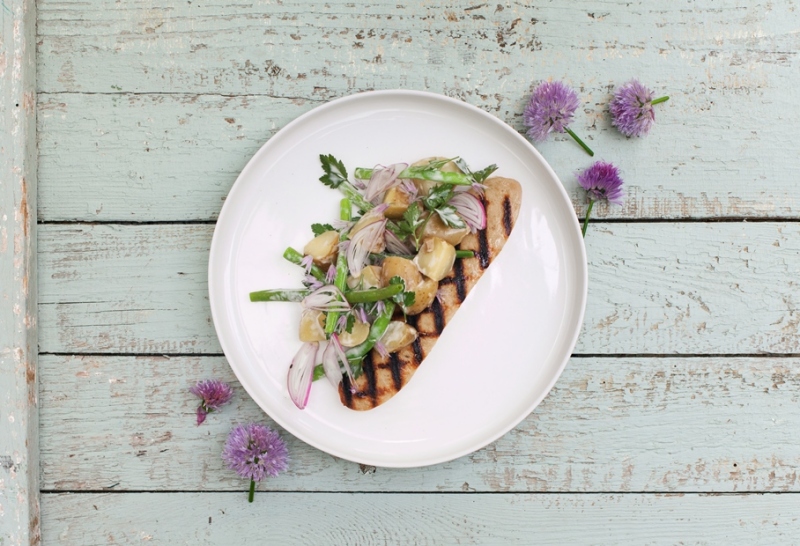 Luikse salade met gegrilde witte pensen