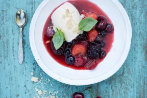 Papillot van rood fruit met kriekenbier Papillot van rood fruit met kriekenbier