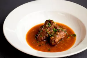 Varkenswangetjes met Mechels donkerrood bier