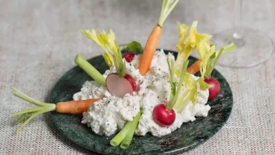 Schapenplattekaas met rauwe groentjes