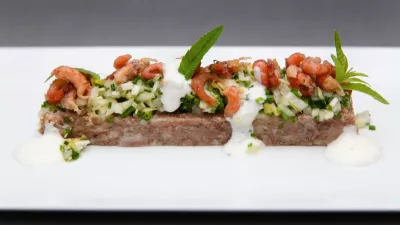 Dendermonds kopvlees, slaatje van grondwitloof uit de Denderstreek, grijze garnaal en karnemelk