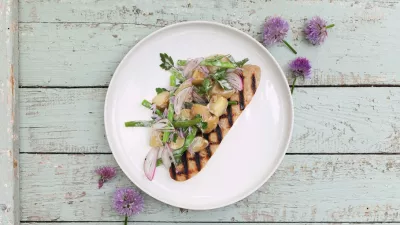 Luikse salade met gegrilde witte pensen