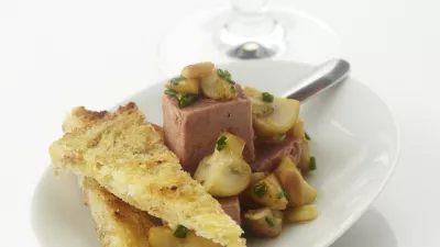 Vlaams roodbruin bier met Boerenpaté uit Veurne Ambacht